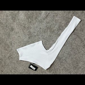 new PrettyLittleThing white one shoulder rib crop top size US6